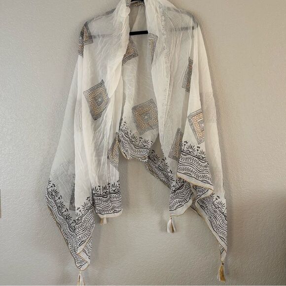 Flowy white black and gold gauzy large wrap scarf with tassels - Picture 2 of 8